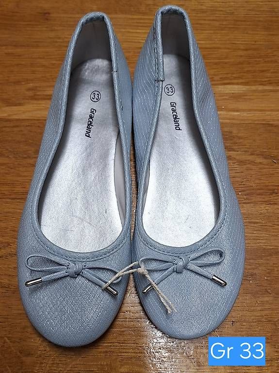 Schuhe für Mädchen: Ballerinas hellblau Gr 33 – Gebraucht aus Büttikon AG von Swisslady_1
