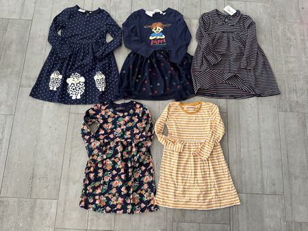 🍁🍂5 Kleider Mädchen Grösse 110/116 mit NEU💙💙
