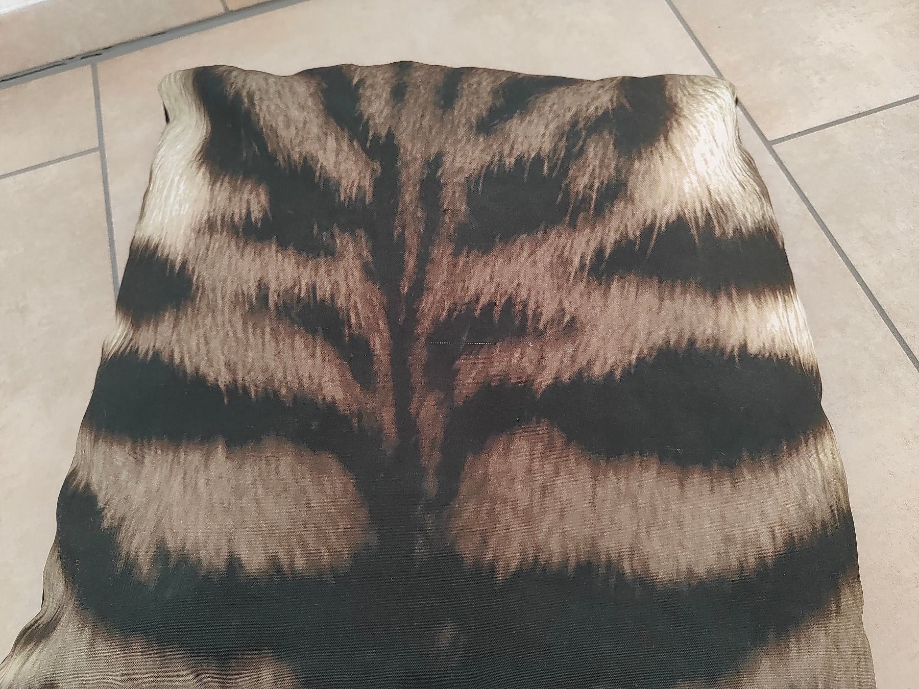 Cuscini: Tiger Kissen 36x36cm – Usato da Rickenbach b. Wil venduto da VeryLovelyThings 2
