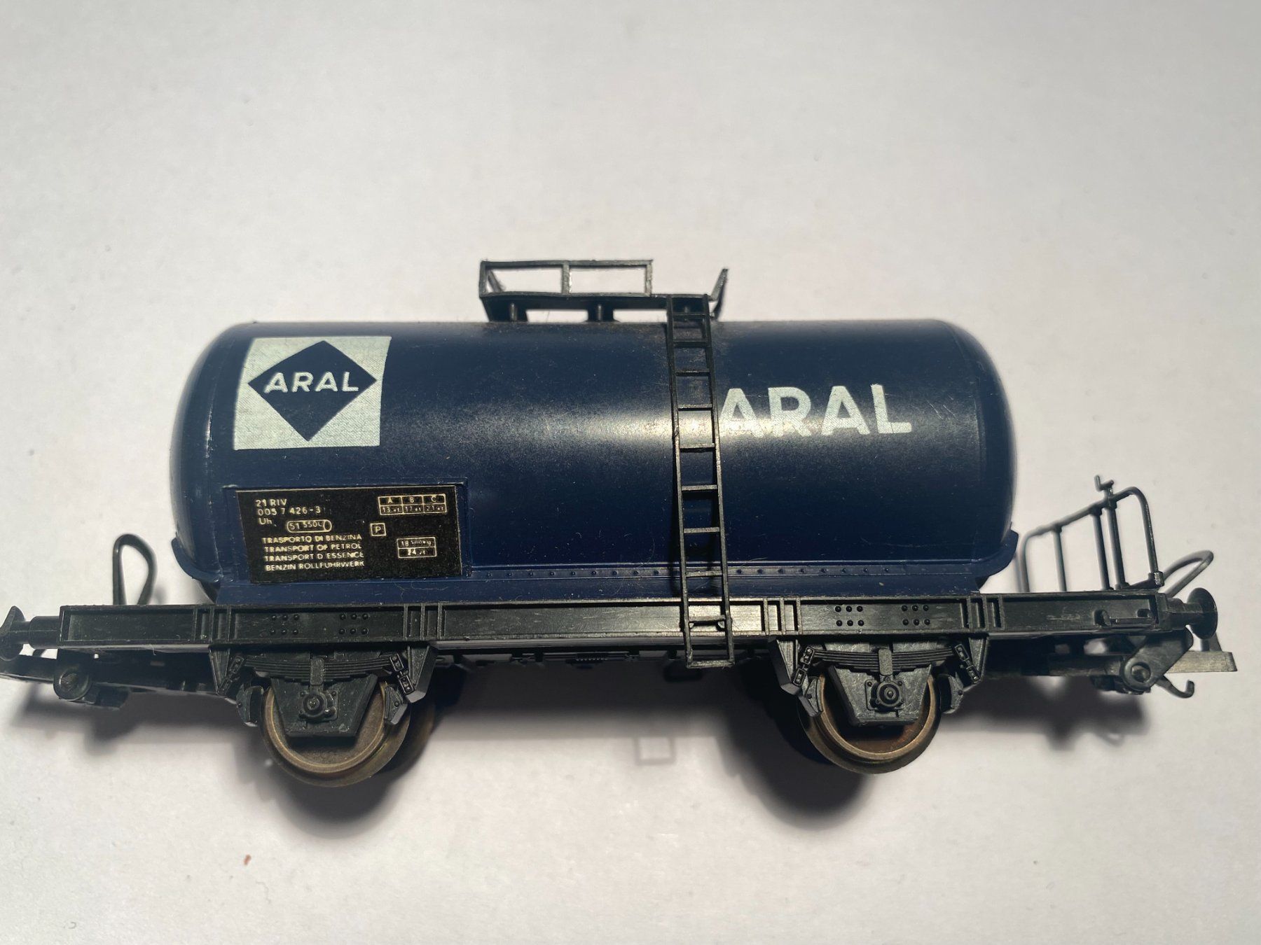 Lima Modellini di ferrovie: LIMA Tankwagen ARAL blau, DC Achsen – Usato da Buchrain venduto da Modellbahn11 1