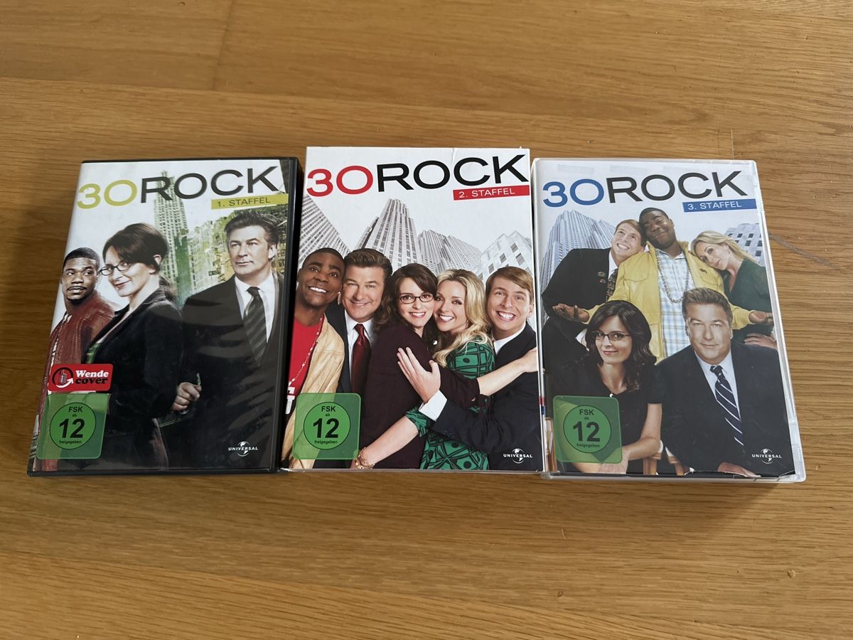 Tutti i DVDs: 30Rock DVDs Staffeln 1 - 3 – Usato da Zuerich venduto da Elduende