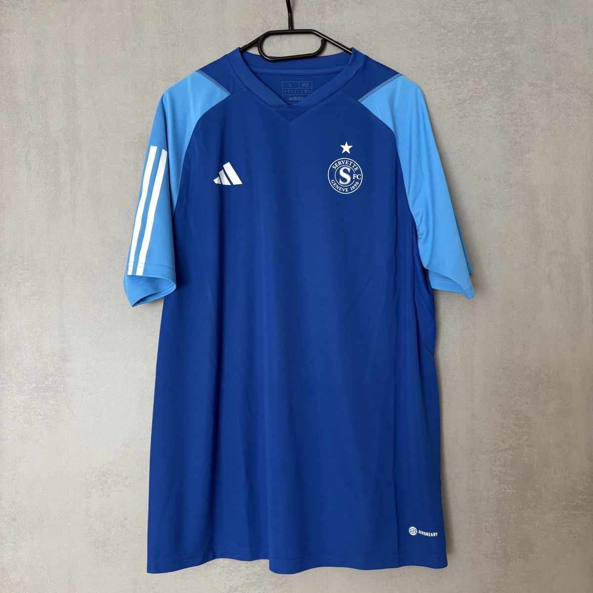 Adidas Canottiere & Pantaloni: Fc Servette Geneve Trikot Training – Nuovo (secondo la descrizione) da Winterthur venduto da LaBodega