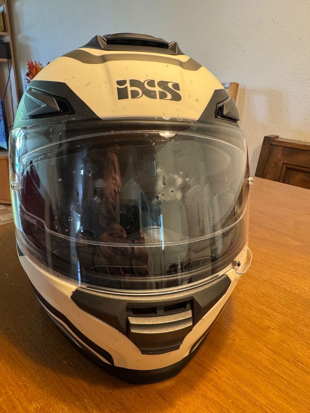 IXS Caschi & visiere: Motorradhelm IXS Integral weiss Grösse XL – Usato da Bülach venduto da Sandor