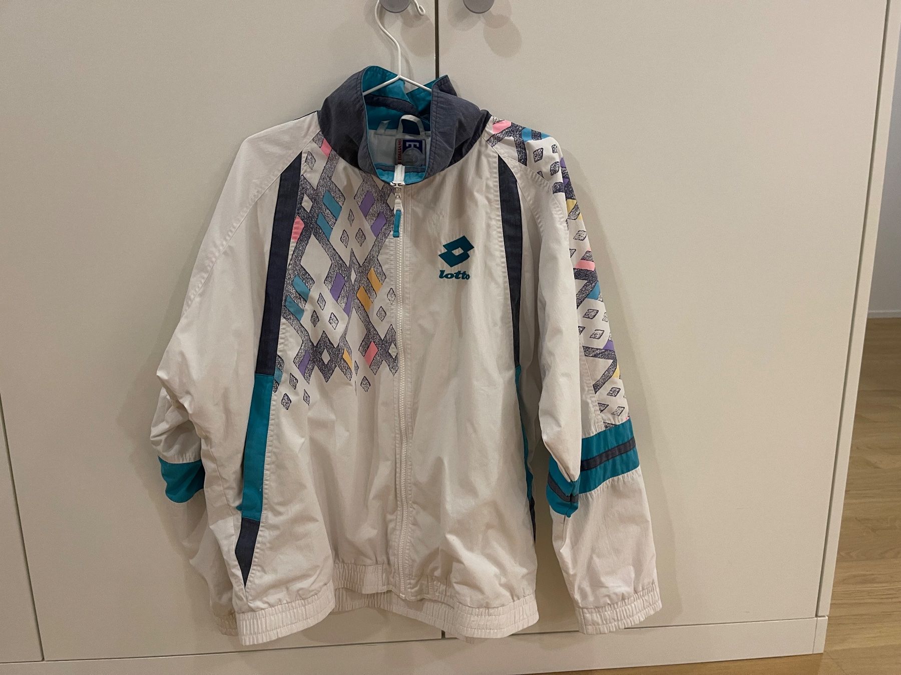 Jacken: Lotto Vintage Übergangsjacke, Grösse M, oversized – Gebraucht aus Zofingen von leajloretz