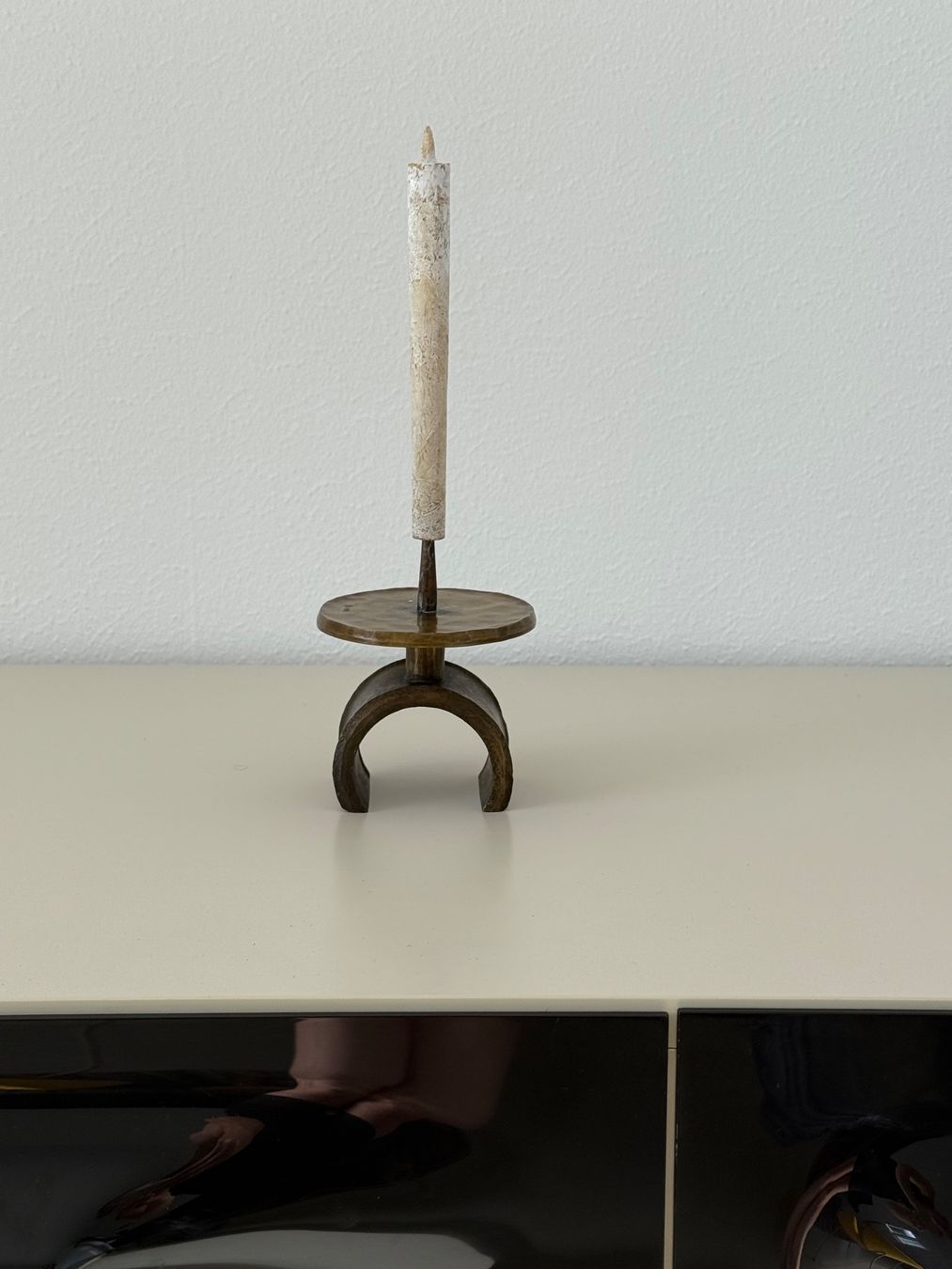 Portacandele: Brutalismus Bronzekerzenständer – Usato da Luzern venduto da Mamutpe