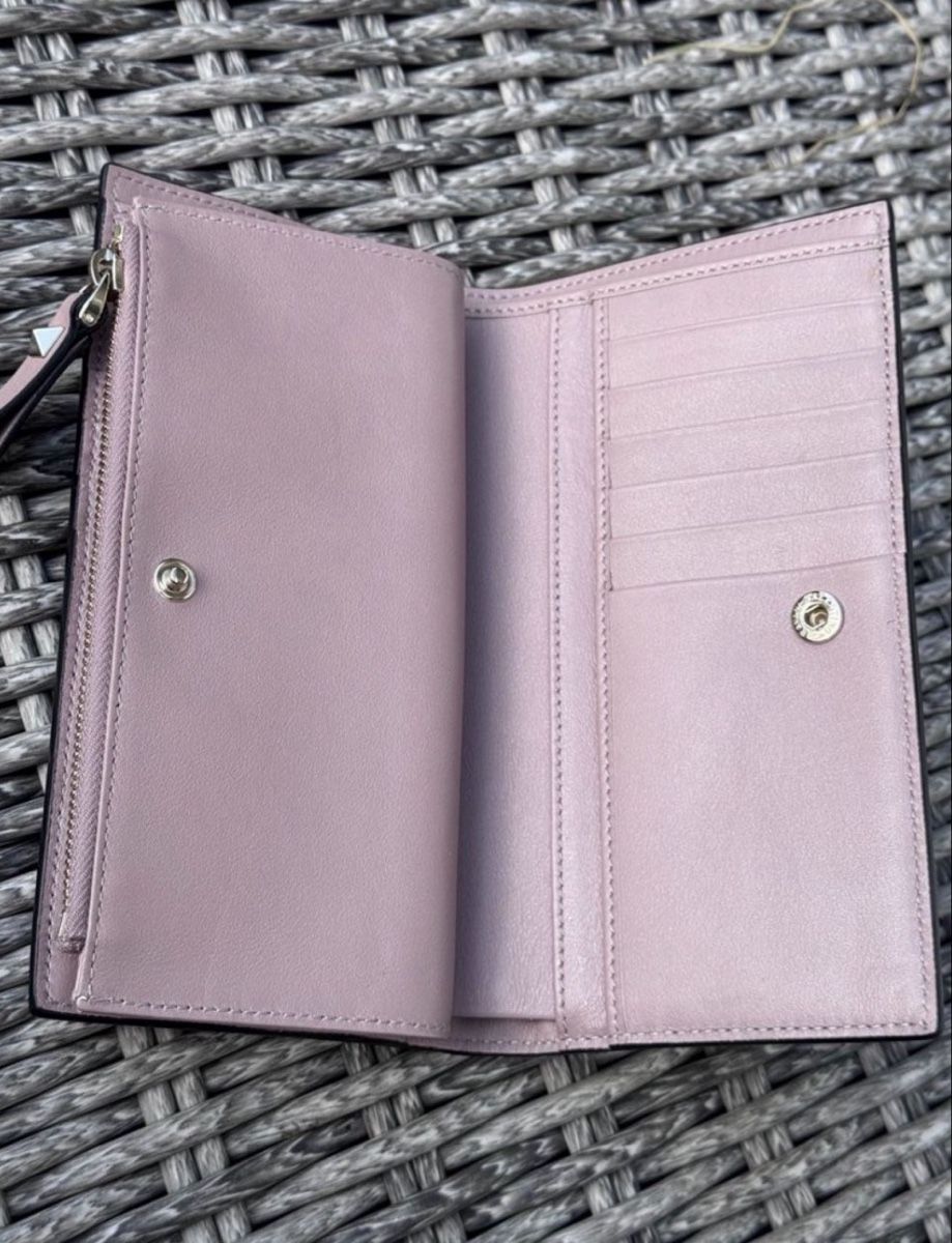 Valentino Portamonete: Valentino Garavani wallet – Usato da Dübendorf venduto da MariaS. 3