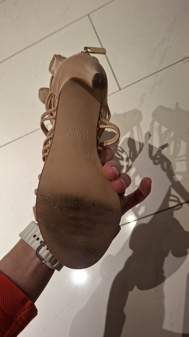 Scarpe da donna: Schuhe – Usato da Rupperswil venduto da lie_qlt7 1