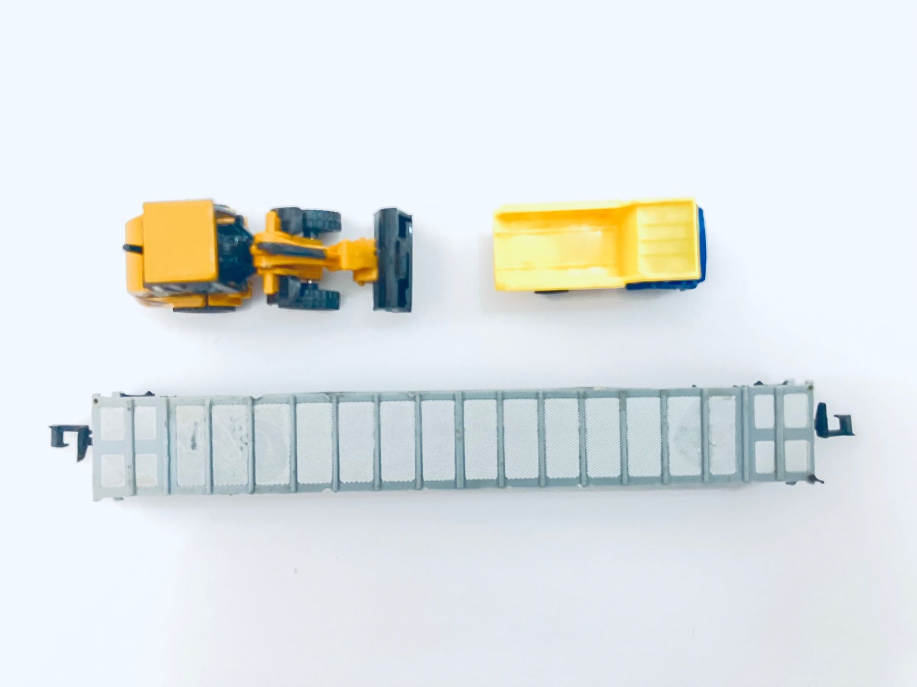Trix Modellini di ferrovie: CAT Radlager Bagger SBB Transport SPUR N #220 – Usato da Oberbuchsiten venduto da Orsetto24 4