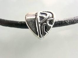 Perle Herz verziert Metall altversilber