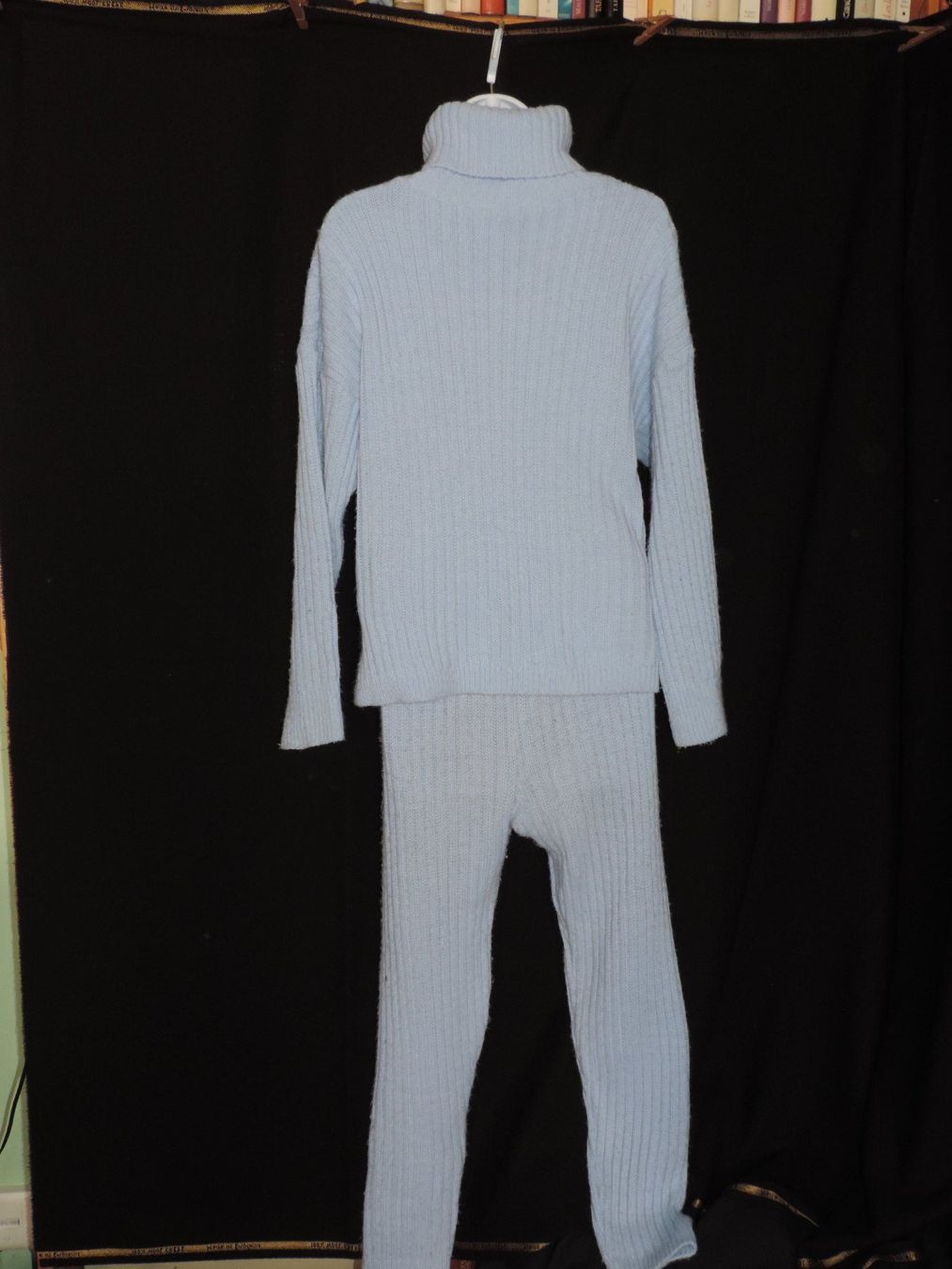Lotti di vestiti: ensemble tricot bleu – Usato da Genève venduto da Axelle333 4