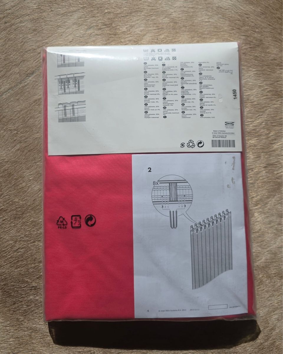 Ikea Tende: New VIVAN Curtains Red 2x 145x300cm – Nuovo e nell'imballaggio originale da Zürich venduto da olalinda 1
