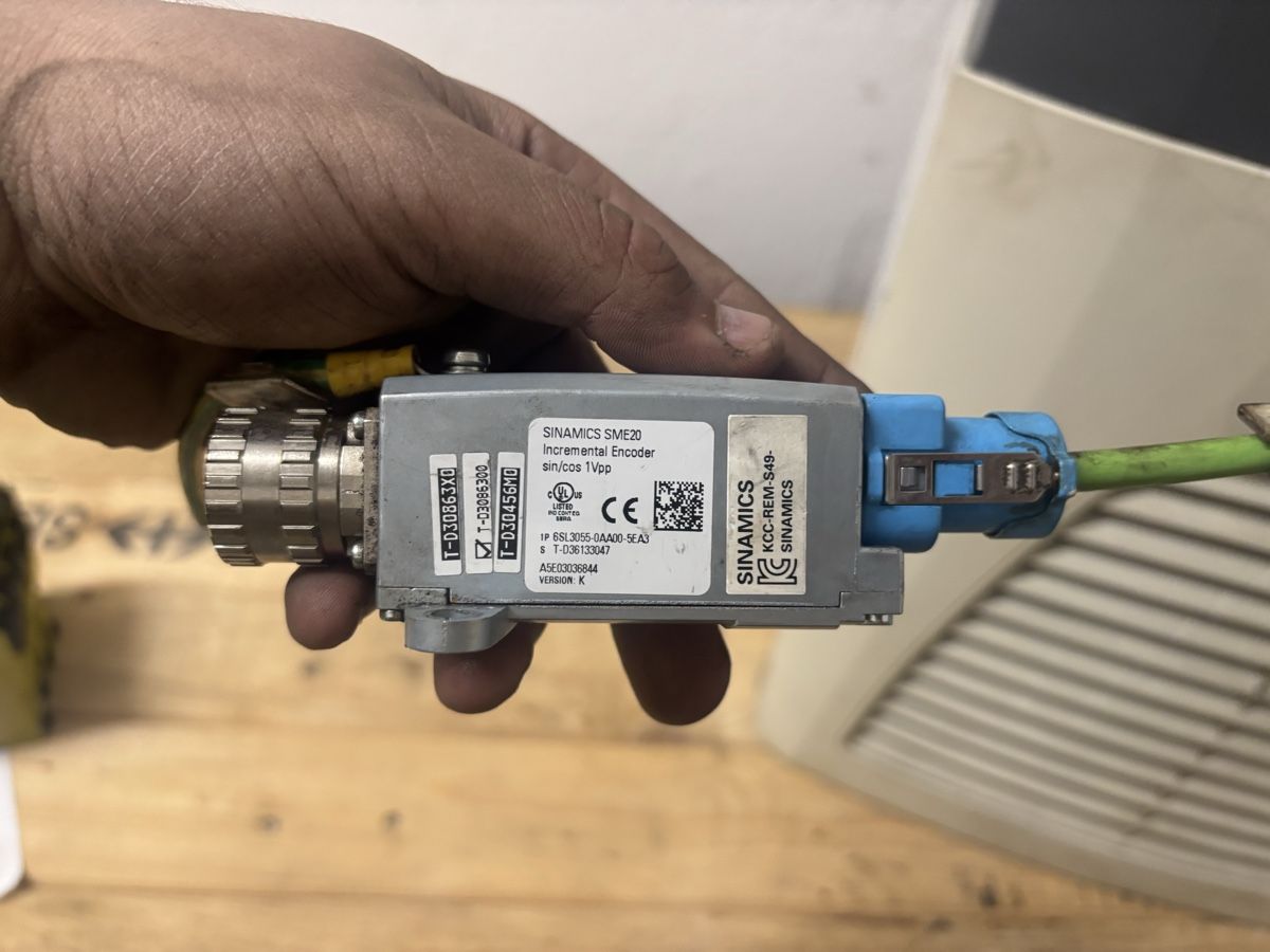 Altro per industria metallurgica: Siemens SINAMICS SME20 Incremental Encoder – Usato da Laupersdorf venduto da mer_n9vn 1