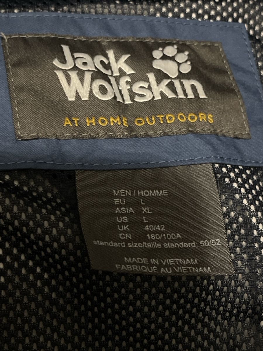 Jack Wolfskin Giacche: Jack Wolfskin Regenjacke Grösse L – Usato da Unterkulm venduto da AnoliOccasion 2