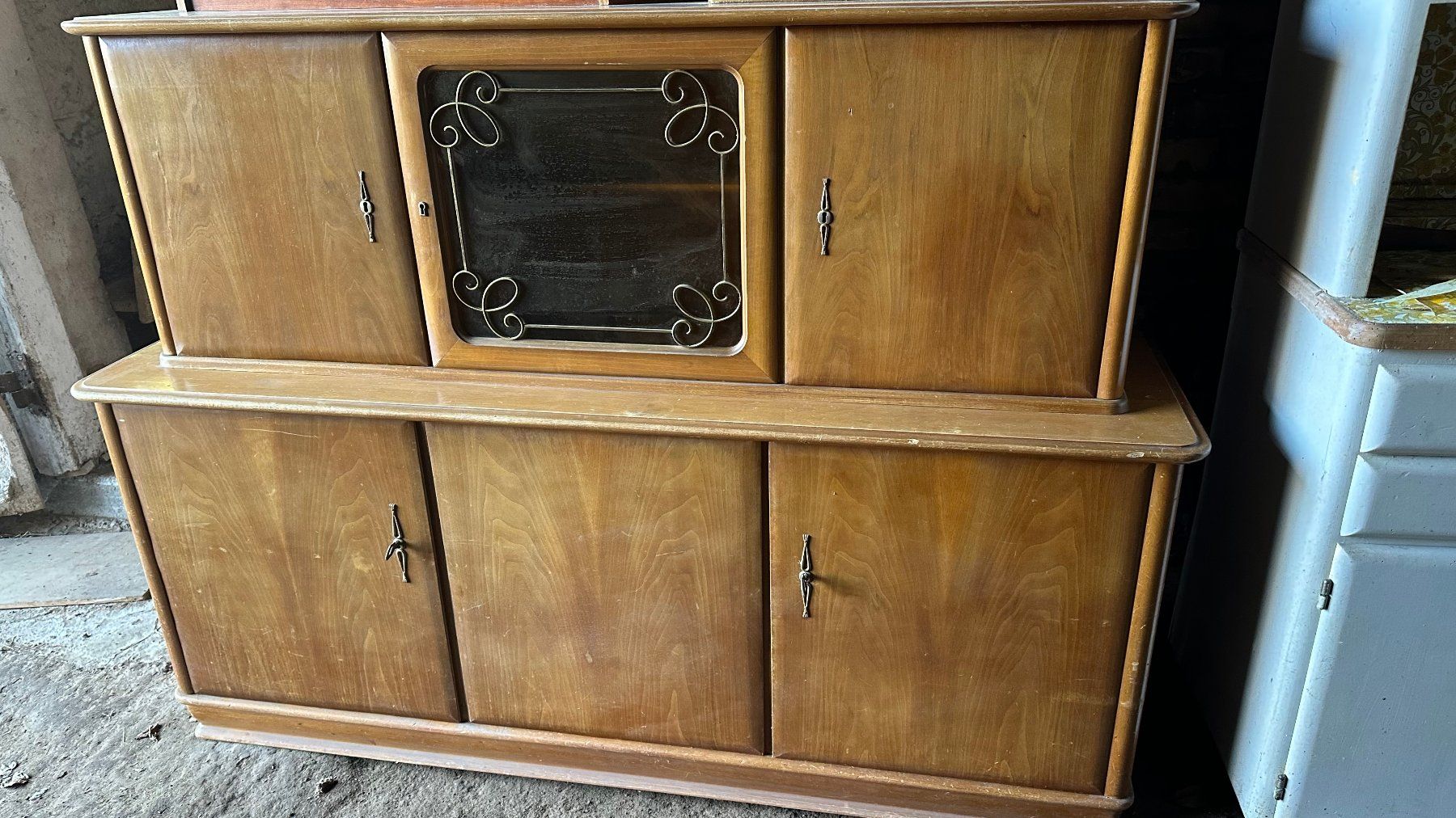 Credenze: Vintage Buffetschrank, 50er Jahre – Usato da Würenlos venduto da Sa_li