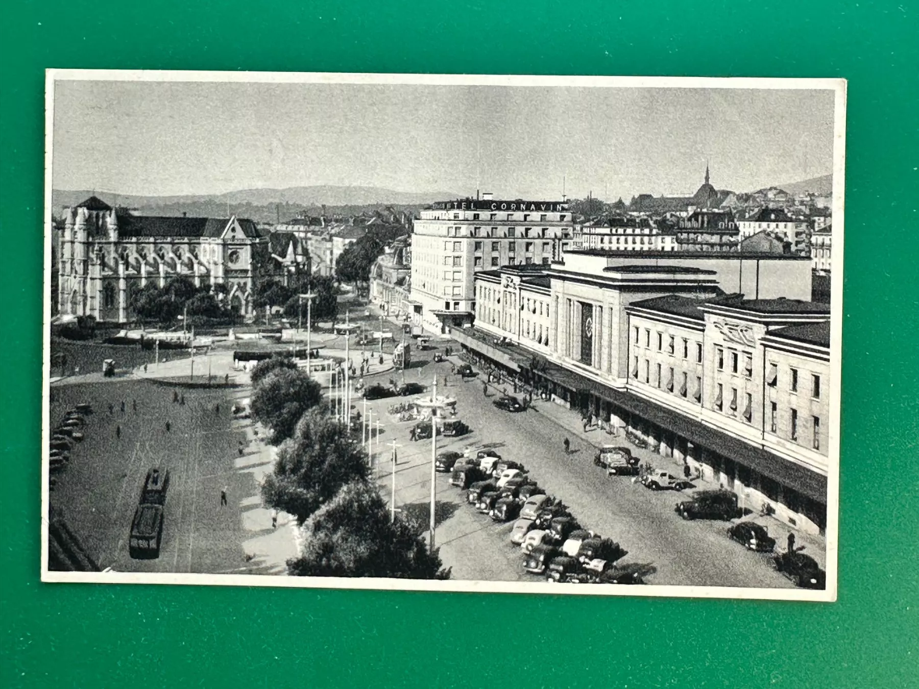 Cartoline postali: Genève - Genf - Place et gare de Cornavin - Oldtimer !!! – Usato da Steg VS venduto da _vinci_