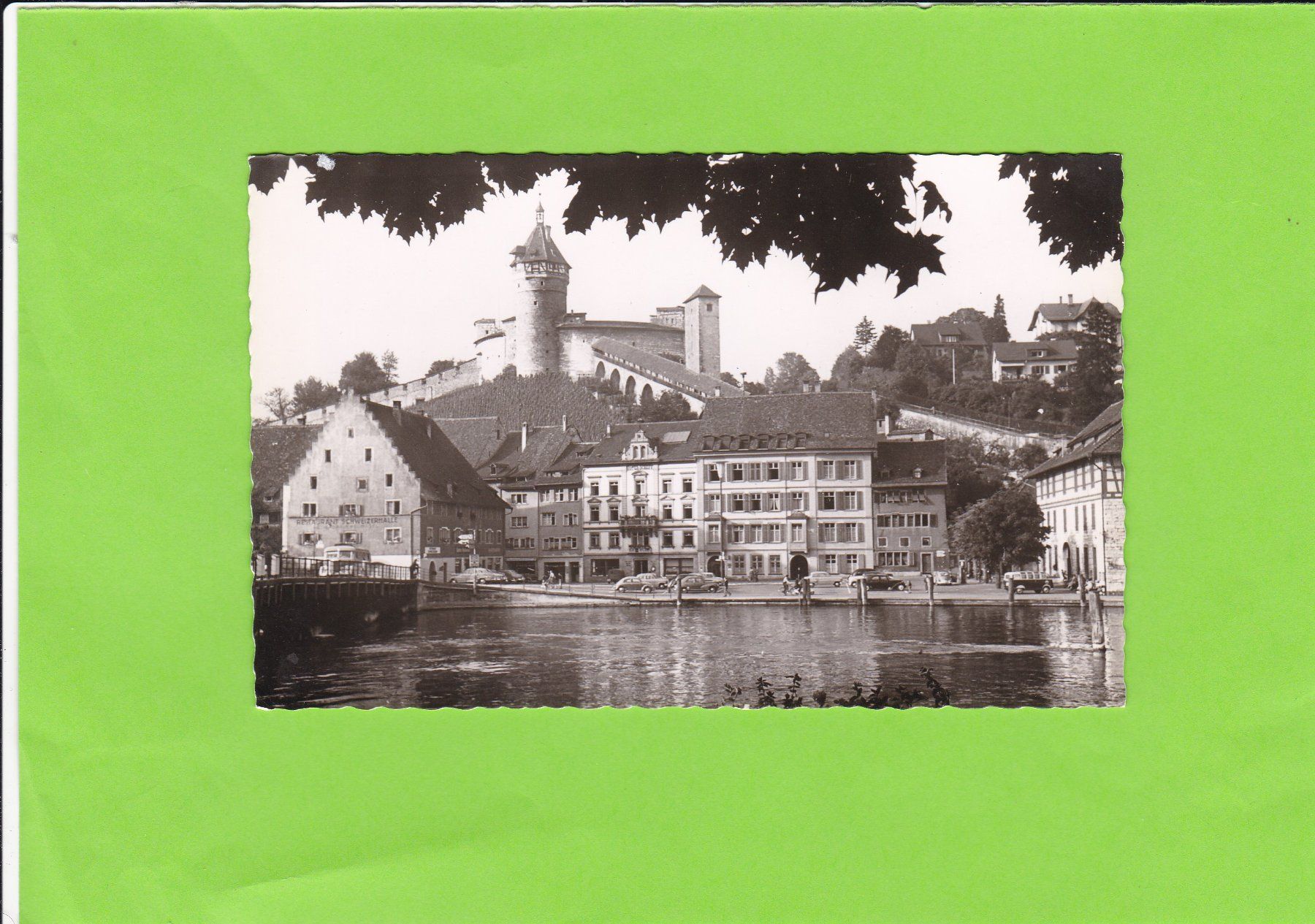 Cartoline postali: Schaffhausen, Blick über den Rhein-Oldtimer-Munot – Usato da St. Peterzell venduto da neckertal