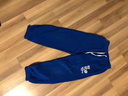 Trainerhose Grösse 122