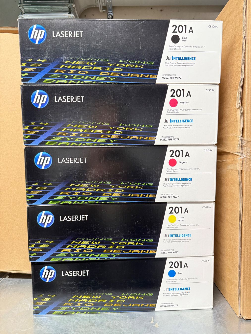 Hewlett Packard Cartucce per stampanti & toner: 5x HP Toner 201A / NEU + UNGEÖFFNET – Nuovo e nell'imballaggio originale da Lachen SZ venduto da pfingstroseMN