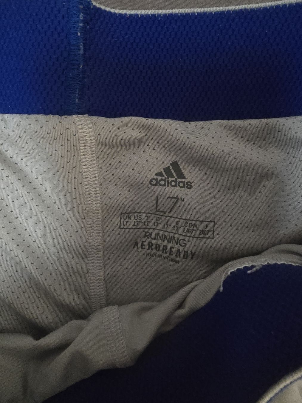 Adidas Pantaloni: Short Adidas Running Aeroready L – Usato da Mont-sur-Lausanne venduto da Didinho 1
