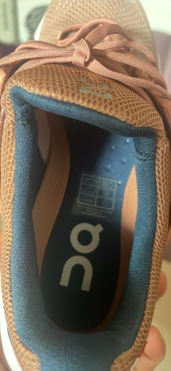 On Scarpe da donna: On Damen Schuhe – Nuovo e nell'imballaggio originale da Kloten venduto da Batumehtap 3