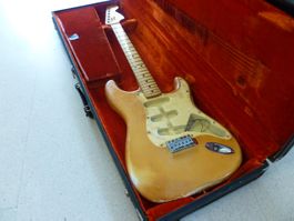 1975 VINTAGE FENDER STRATOCASTER OLYMPIC WHITE MAPLE NECK