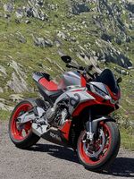 Aprilia Tuono 660  2022  Bitubo Fahrwerk  Top Zustand