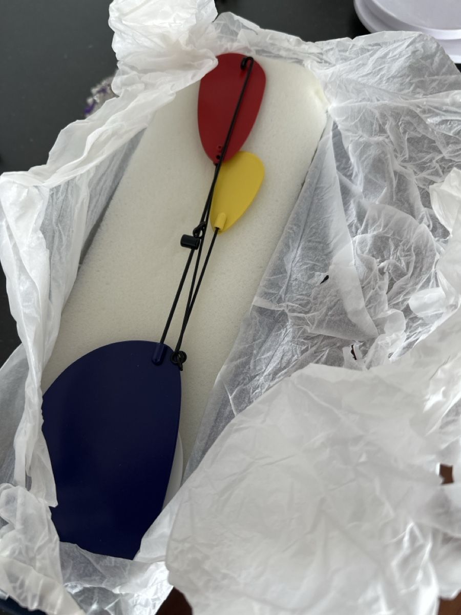 Alle Dekorationen: Volta Paris 35 standing Mobile von Mondrian – Neu und originalverpackt aus Wetzikon ZH von s.ochsner 2
