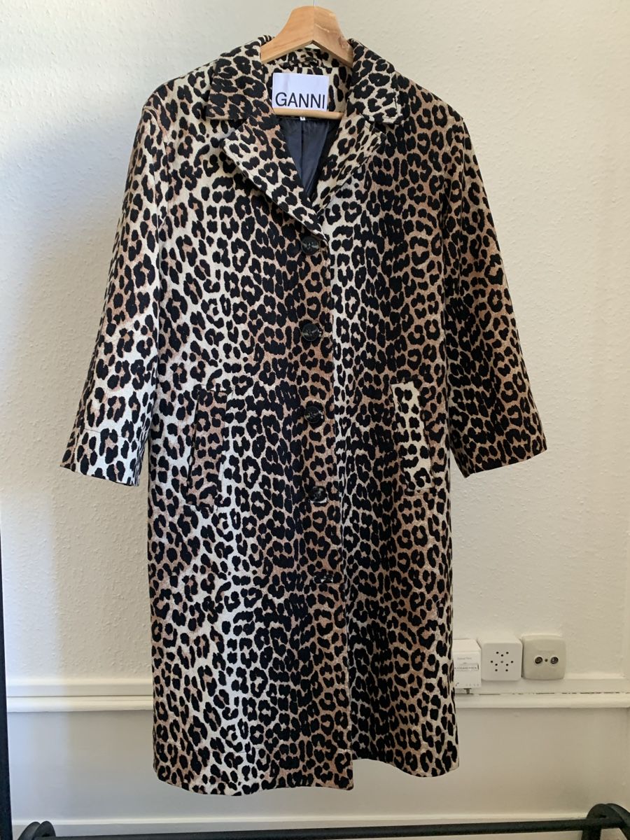 Ganni Giacche: Veste trench léopard Ganni – Nuovo e nell'imballaggio originale da Genève venduto da rez_c6c6