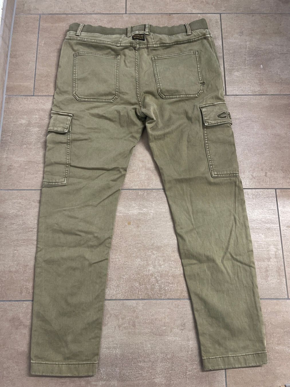 Pantaloni: Camel Active Hose Olive Gr.34/32 – Usato da Merenschwand venduto da Andyw8 3