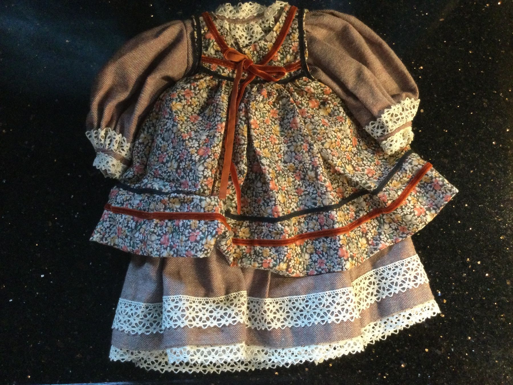 Bambole: Puppenkleid – Usato da Münchenbuchsee venduto da kruseli