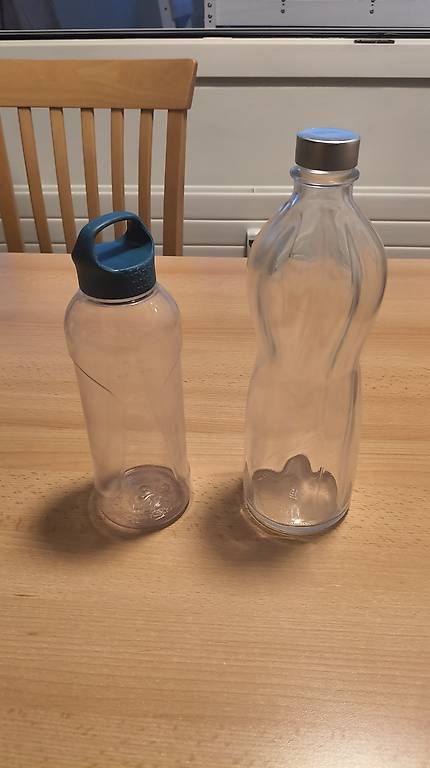 Trinkflaschen & Thermosflaschen: Trinkflasche – Gebraucht aus Füllinsdorf von and_29kn