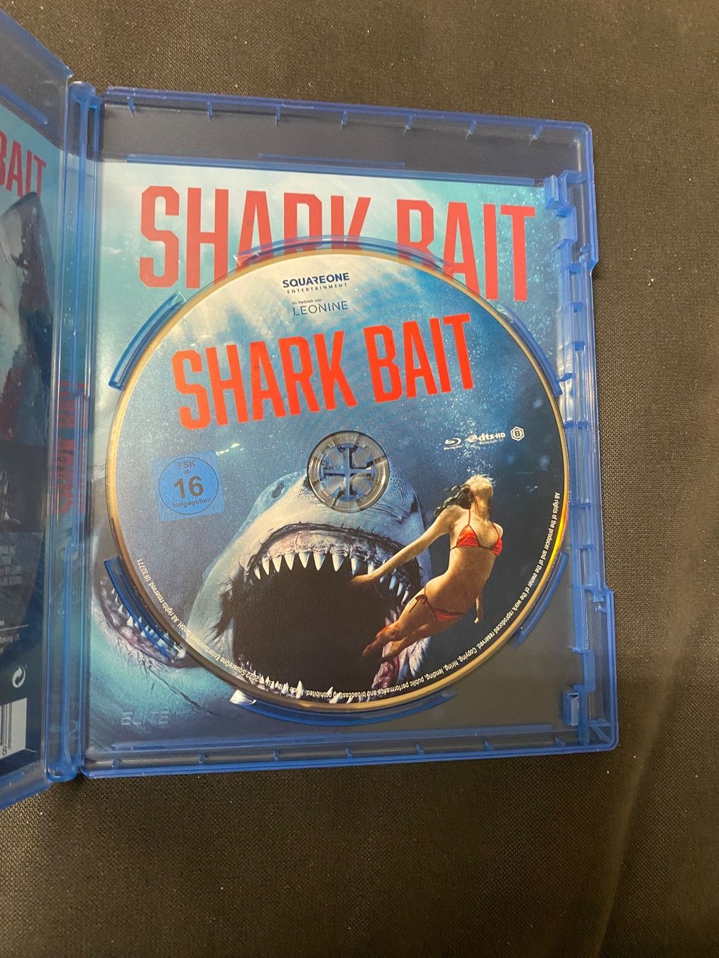 Tutti i DVDs: Shark Bait – Nuovo (secondo la descrizione) da Einsiedeln venduto da Penguin_Holmes 2
