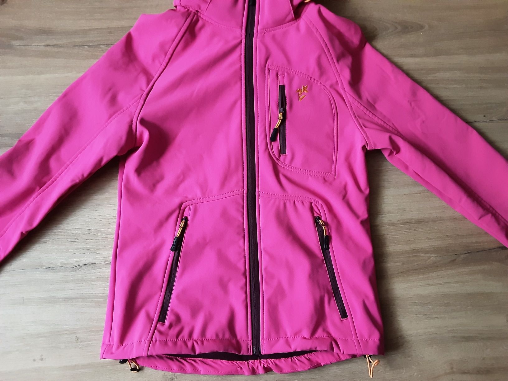 Jacken: Pinke Softshell Jacke Grösse 34 – Gebraucht aus Altdorf UR von Brandli 1