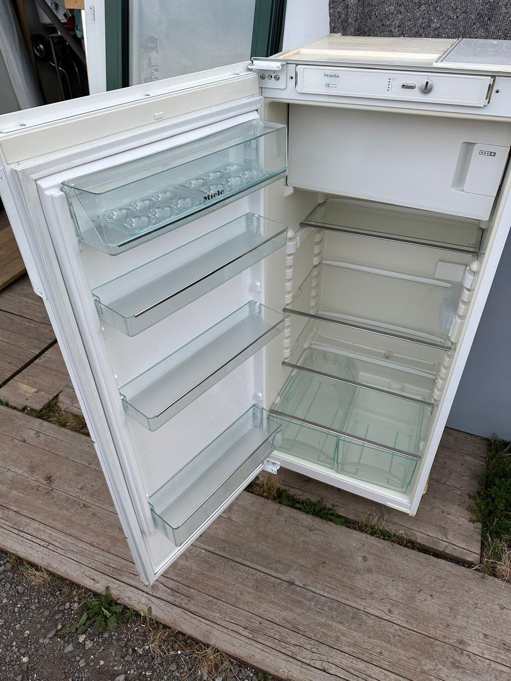Miele Kühlschrank: Kühlschrank Einbaukühlschrank Miele – Gebraucht aus Spreitenbach von Space_X 9