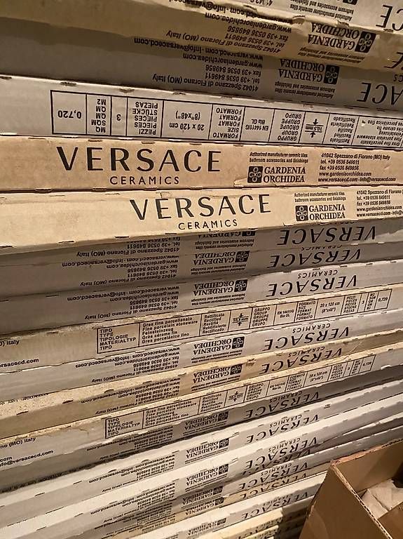 Piatti di portata: Original  Versace Design Fliesen mit Swarovski – Usato da Brislach venduto da cayman01