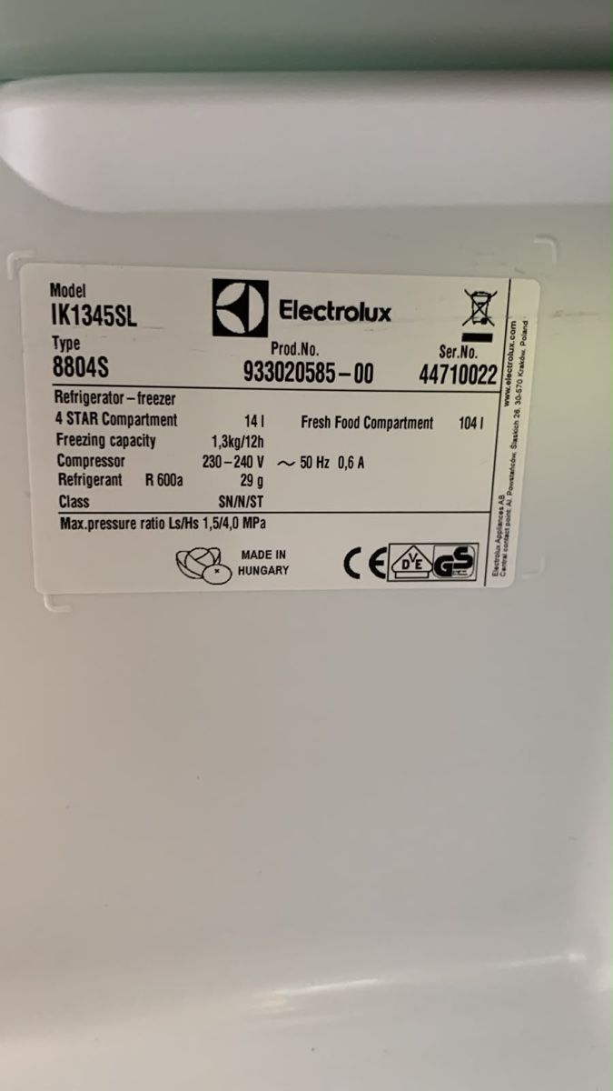 Electrolux Frigoriferi: Electrolux IK1345SL Kühlschrank links – Usato da Zürich venduto da Syossmen 5