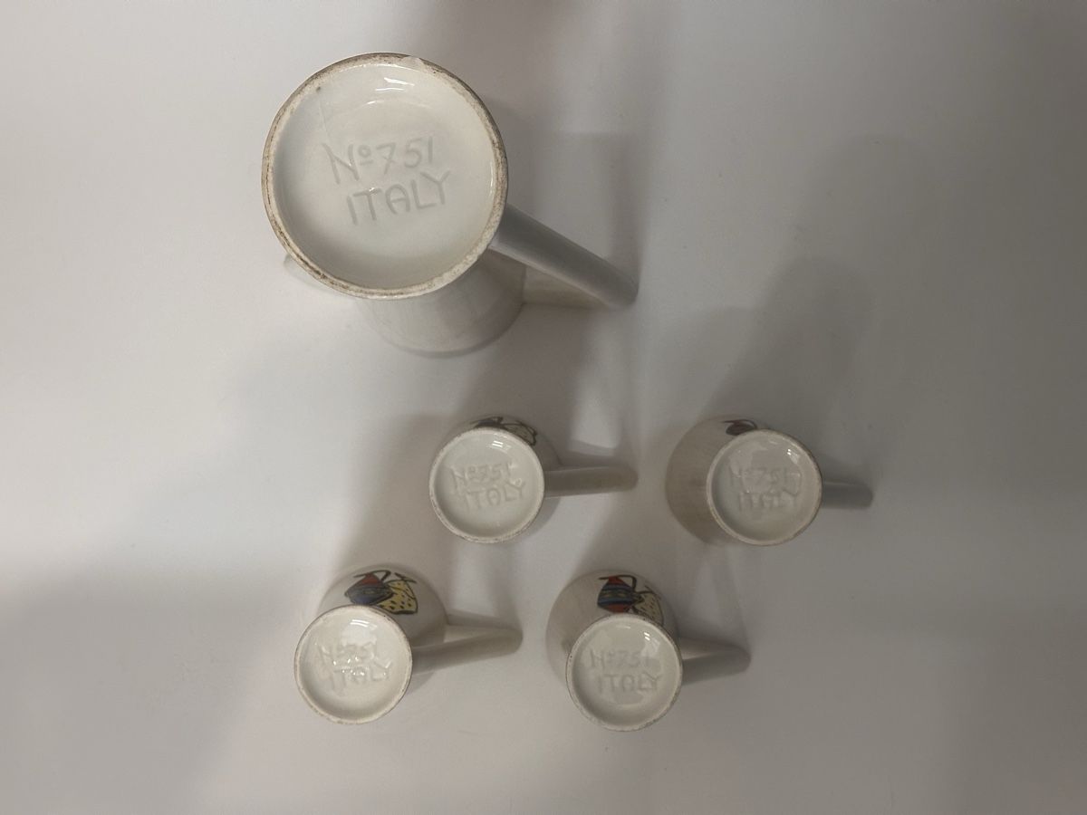 Caraffe: Mid Century Modern Keramik Karaffe mit Bechern – Usato da Lustmühle venduto da Belair1955 5