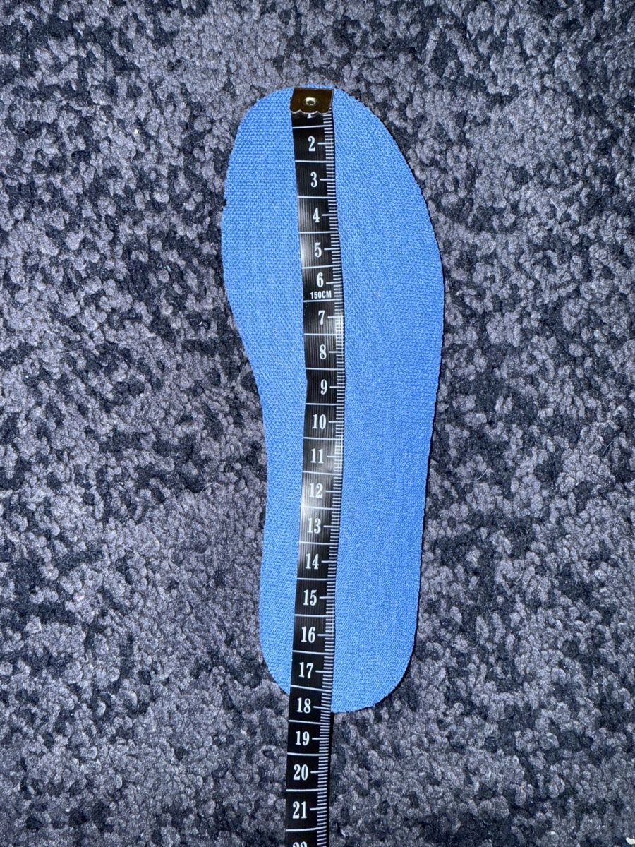 Adidas Scarpe per ragazzi: Neue Adidas Turnschuhe Grösse 28 – Nuovo e nell'imballaggio originale da Hersiwil venduto da Sheila1986 1