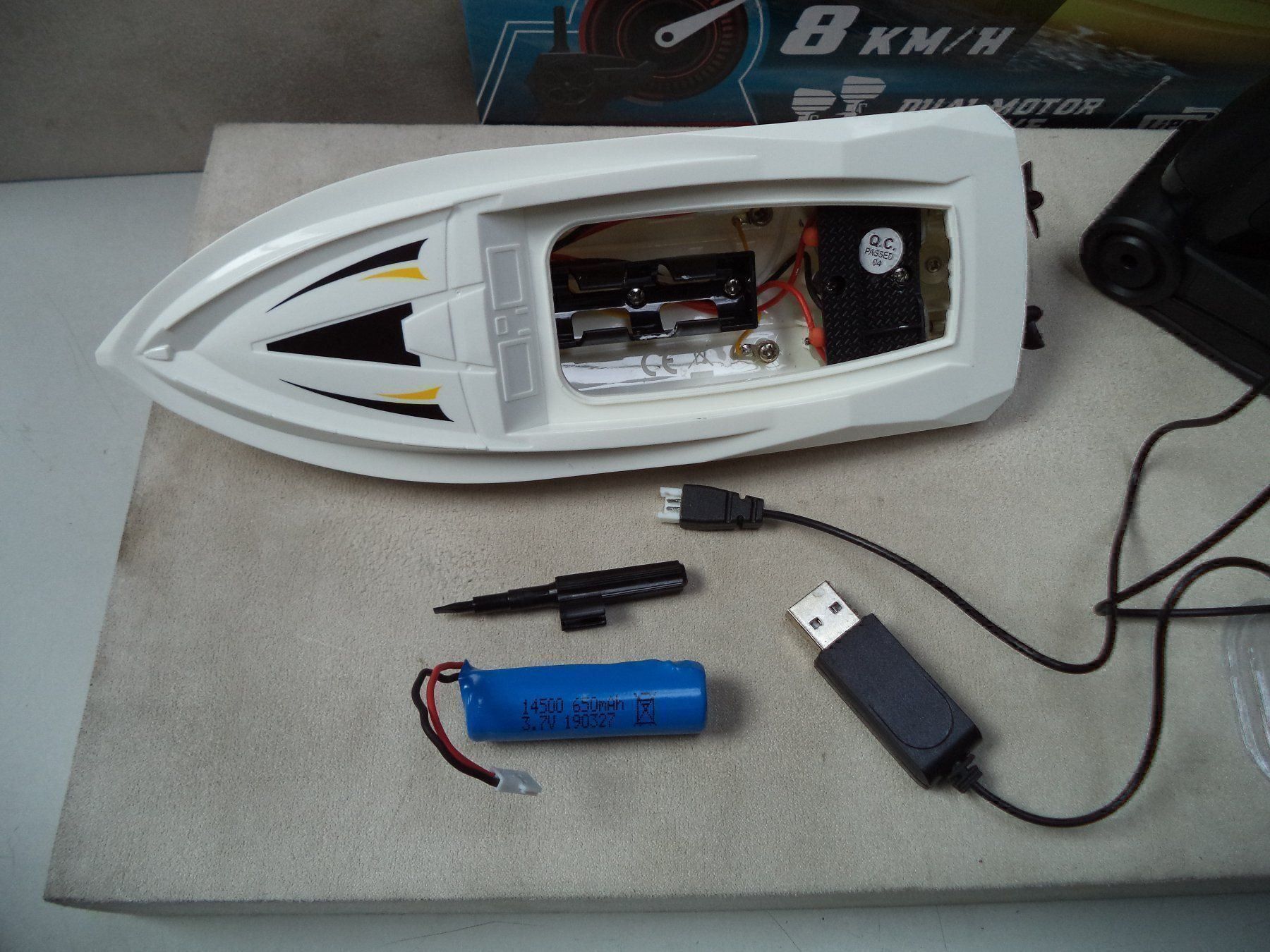 Modellismo RC: Kleines Renn Boat 8Km schnell – Nuovo e nell'imballaggio originale da Rieden AG venduto da Wirth03 7