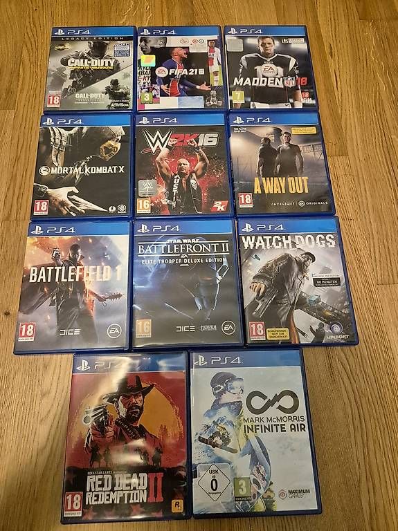 Sony Console: Playstation 4 inkl. 3 Controller & 11 Games – Usato da Luzern venduto da bubi17 1