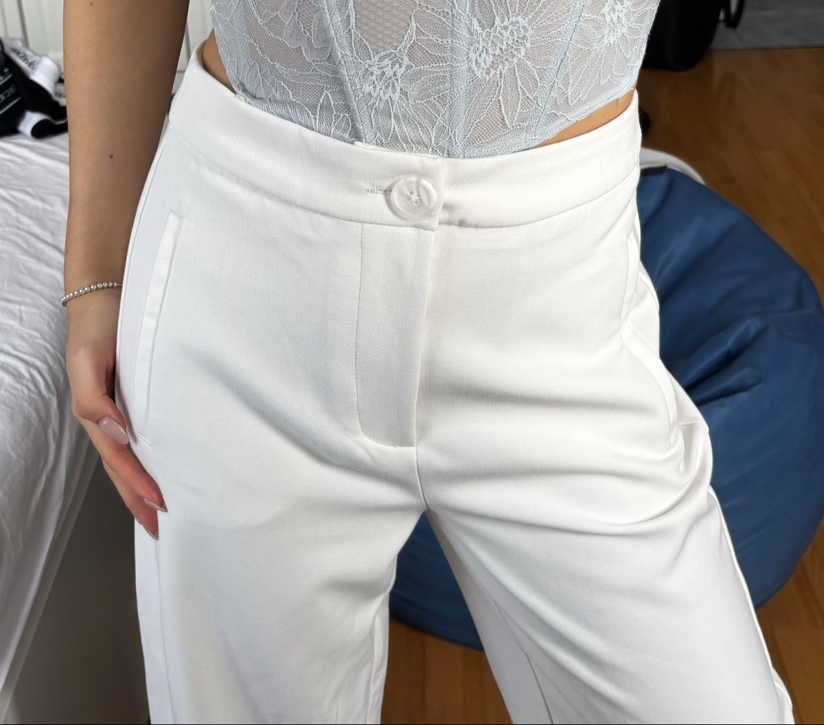 Stradivarius Pantaloni: Stoffhose weiss, XS – Nuovo (secondo la descrizione) da Basel venduto da Vaniiiy