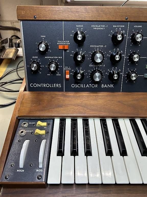 Moog Strumenti musicali: Vintage Minimoog Model D – Usato da Bellinzona venduto da Mauro03 1