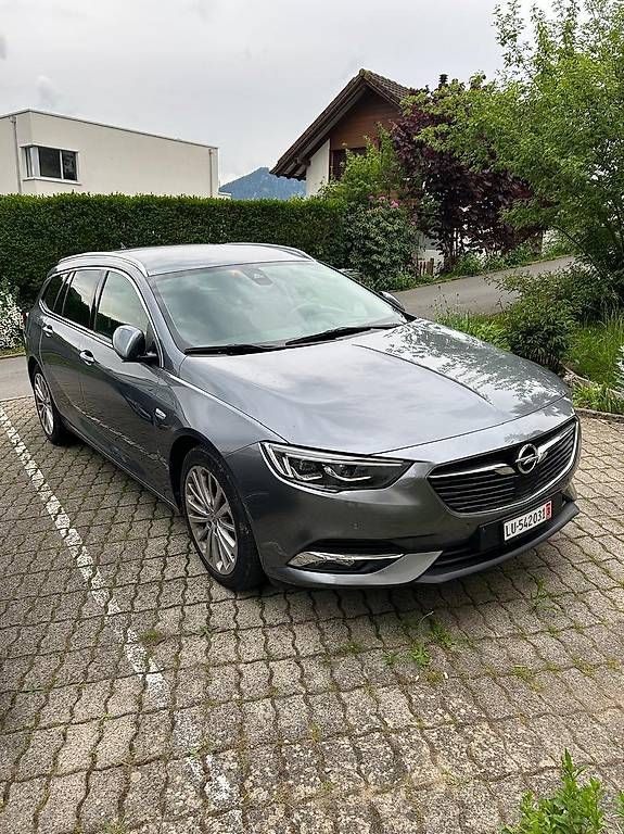 Automobili: Opel Insignia / Astra, 5-Türer – Usato da Weggis venduto da ale_nwn7