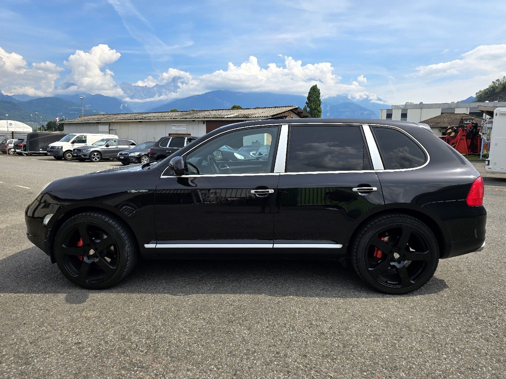 Porsche Automobili: Porsche Cayenne Turbo – Usato da Montreux venduto da PremerlServices 3
