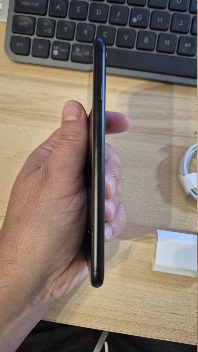 Apple Telefoni cellulari / Smartphones: iPhone 7 32GB Space Gray 3024 Akku 95% – Usato da Münchenbuchsee venduto da MV_Solutions 7