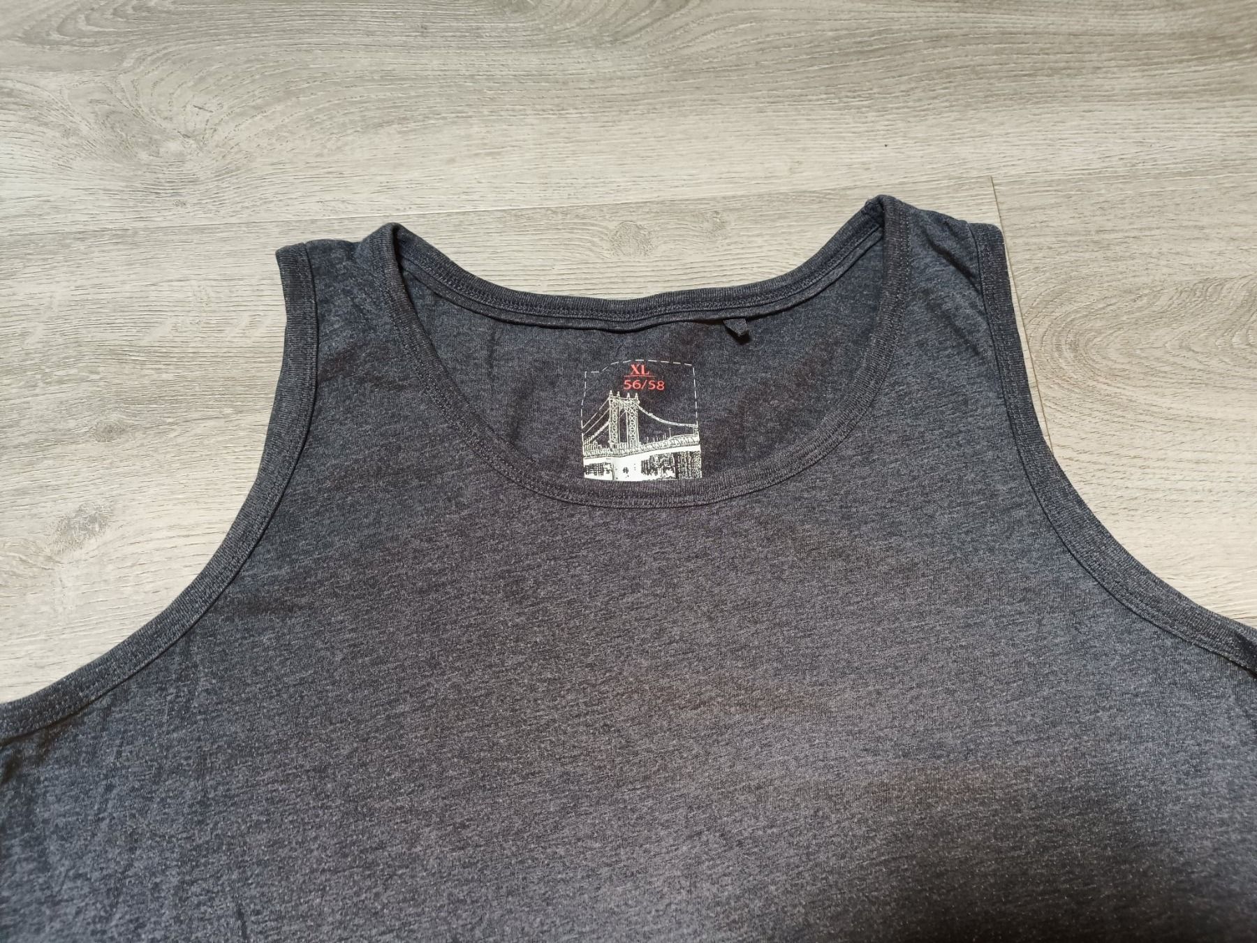 T-shirt: Top 56/58 – Usato da Bätterkinden venduto da Elefantenzoo 1