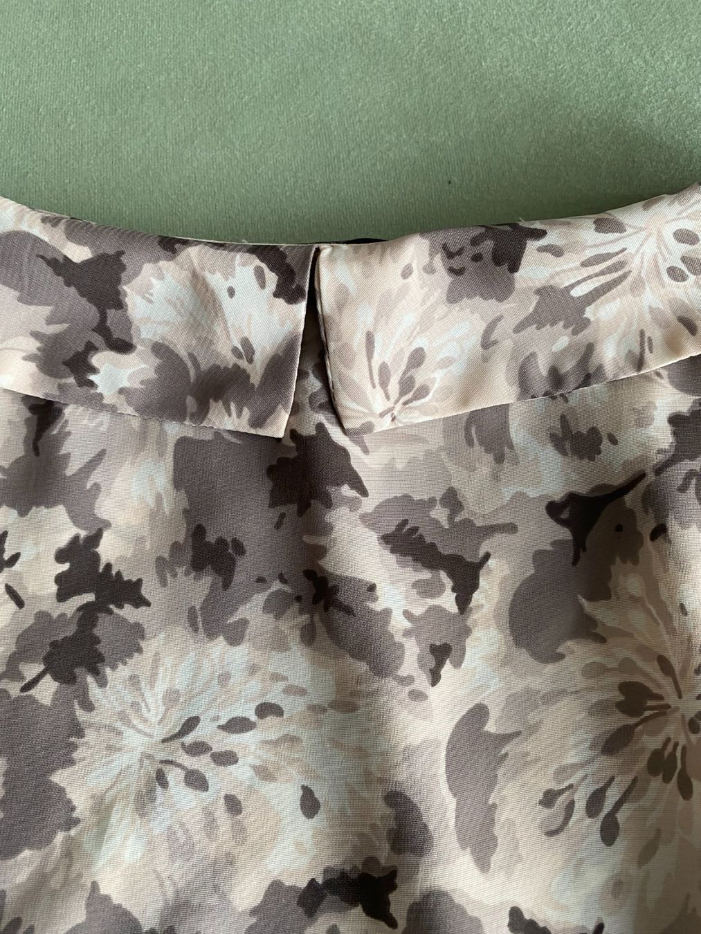 H&M Camicette: Bluse mit Gurt, rosa/beige, Gr. 44 – Usato da Gümligen venduto da Primeselection 4