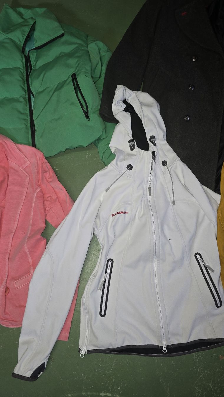 Tommy Hilfiger Giacche: Lot de vestes automne/hiver – Usato da Salavaux venduto da shop85 5
