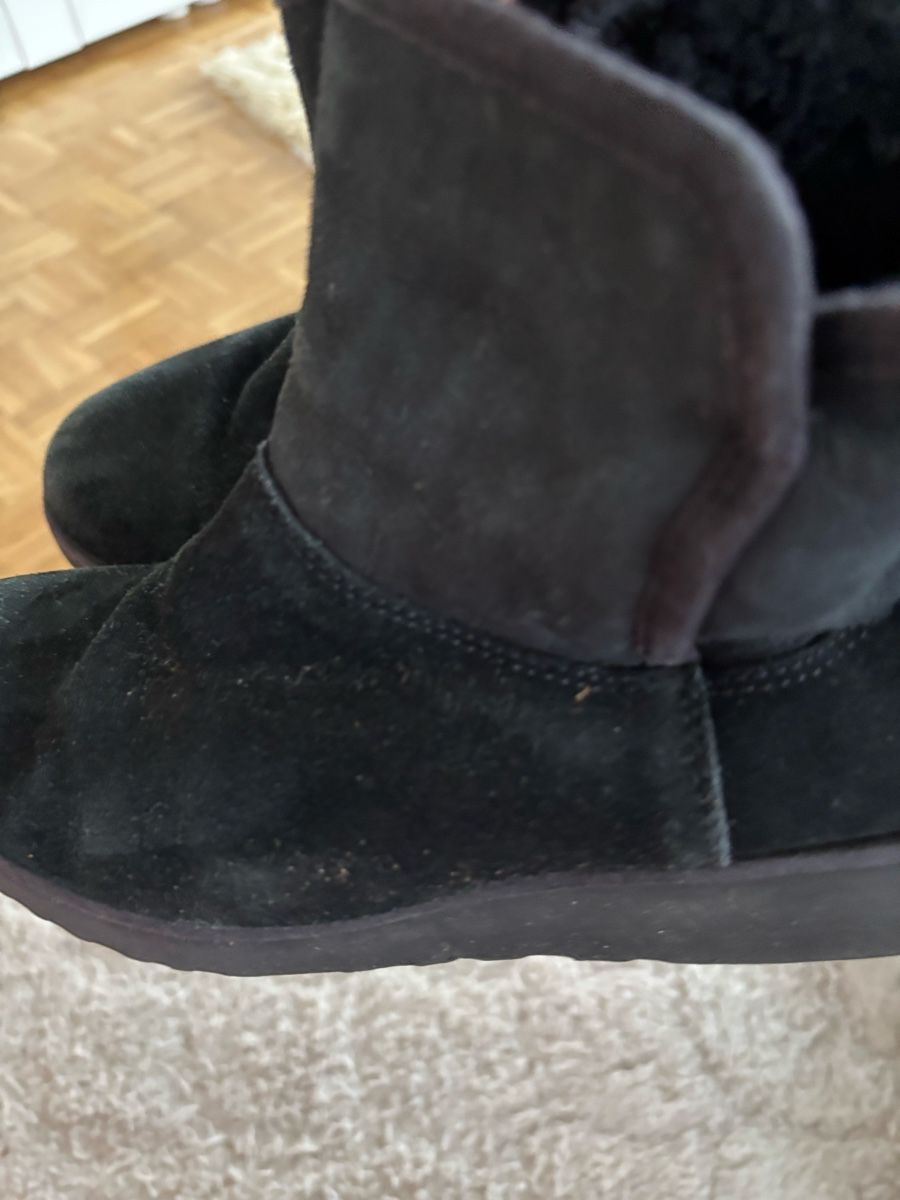 Ugg Damenschuhe: UGG TAILLE 38 – Gebraucht aus Brügg BE von rah_mqh8 2