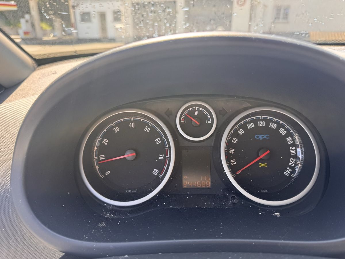 Opel Autos: Opel Corsa D 16T OPC – Gebraucht aus Schaanwald von Super113 7